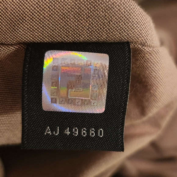 Vintage 100% Authentic Fendi Gold Holographic Textured Nappa Leather Spy Bag - Picture 12 of 16